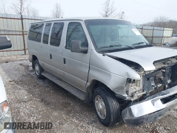 2010 Ford Econoline Passenger XL z VIN 1FBNE3BLXADA77764, wystawiony jako IAAI lot #41457598 z przebiegiem 212 112 mil mil oraz . Historia ofert i sprzedaży dostępna na DreamBid. Obrazek 1.