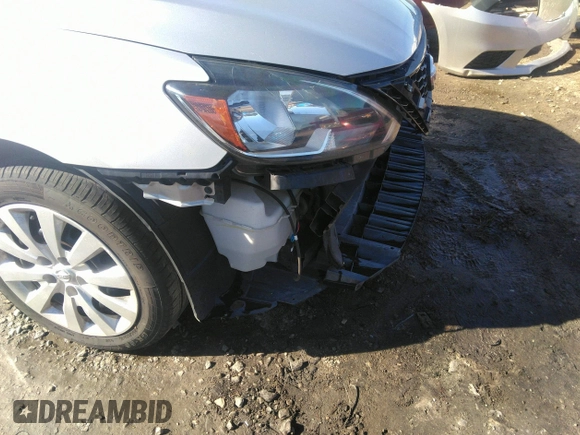 2017 Nissan Sentra S z VIN 3N1AB7AP6HY372790, wystawiony jako IAAI lot #41424894 z przebiegiem 107 539 mil mil oraz . Historia ofert i sprzedaży dostępna na DreamBid. Obrazek 20.