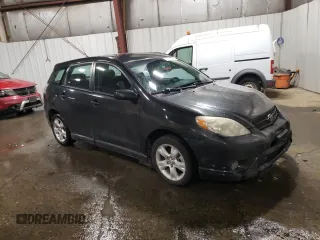 2006 Toyota Matrix STD z VIN 2T1LR30E96C562445, wystawiony jako Copart lot #87267984 z przebiegiem 131 416 mil mil oraz Szkody całkowita. Historia ofert i sprzedaży dostępna na DreamBid. Obrazek 4.