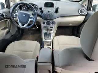 2014 Ford Fiesta SE z VIN 3FADP4EJ5EM182407, wystawiony jako Copart lot #51848425 z przebiegiem 134 347 mil mil oraz Szkoda całkowita • Salvage title. Historia ofert i sprzedaży dostępna na DreamBid. Obrazek 8.
