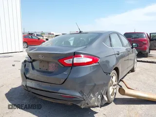 2016 Ford Fusion SE with VIN 3FA6P0H75GR105205, listed as a IAAI auction lot 42243828 with 231,818 mi miles and . Bid and sale history available at DreamBid. Image 4.