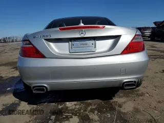 2015 Mercedes-Benz SLK 250 with VIN WDDPK4HA7FF107104, listed as a Copart auction lot 46314115 with 122,869 mi miles and Clean title. Bid and sale history available at DreamBid. Image 6.
