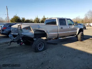 2002 GMC Sierra 2500HD SLE with VIN 1GTHK23U82F243580, listed as a Copart auction lot 82602404 with 156,832 mi miles and Salvage Title. Bid and sale history available at carsss.com. Image 3.