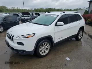 2017 Jeep Cherokee Latitude with VIN 1C4PJLCB1HW535678, listed as a Copart auction lot 52982065 with 58,620 mi miles and Salvage title. Bid and sale history available at DreamBid. Image 1.