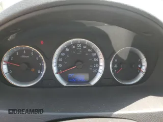 2010 Hyundai Sonata GLS z VIN 5NPET4AC3AH596237, wystawiony jako Copart lot #63041085 z przebiegiem 221 296 mil mil oraz Czysty tytuł • Clean title. Historia ofert i sprzedaży dostępna na DreamBid. Obrazek 9.