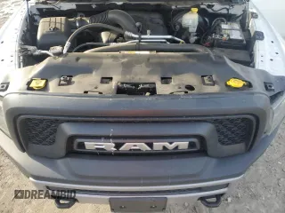 2016 Ram 1500 Rebel z VIN 1C6RR7YT3GS385998, wystawiony jako Copart lot #88633265 z przebiegiem 133 802 mil mil oraz Szkody całkowita. Historia ofert i sprzedaży dostępna na DreamBid. Obrazek 11.