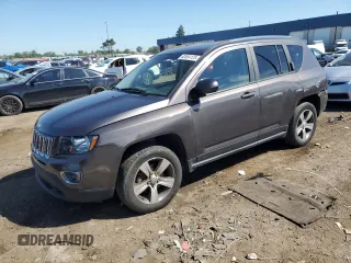 2017 Jeep Compass High Altitude with VIN 1C4NJCEB0HD185363, listed as a Copart auction lot 62654125 with 106,570 mi miles and Clean title. Bid and sale history available at DreamBid. Image 1.