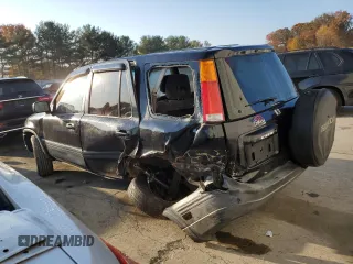 2001 Honda CR-V EX with VIN JHLRD17631S022255, listed as a Copart auction lot 78524334 with 181,869 mi miles and Salvage Title. Bid and sale history available at carsss.com. Image 2.