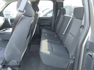 2013 Chevrolet Silverado 1500 LT with VIN 1GCRCSE06DZ274985, listed as a IAAI auction lot 41824879 with 64,721 mi miles. Bid and sale history available at carsss.com. Image 8.