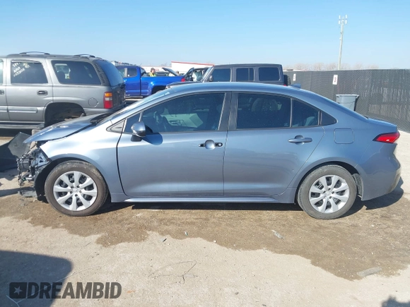 2021 Toyota Corolla LE with VIN 5YFEPMAE2MP174599, listed as a IAAI auction lot 41669966 with 95,791 mi miles and . Bid and sale history available at DreamBid. Image 14.