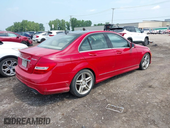 2012 Mercedes-Benz C 300 Sport с VIN WDDGF8BB8CR207493, выставлен на аукционе IAAI как лот 42660200 с пробегом 193 504 миль миль и . История ставок и продаж доступна на DreamBid. Изображение 4.