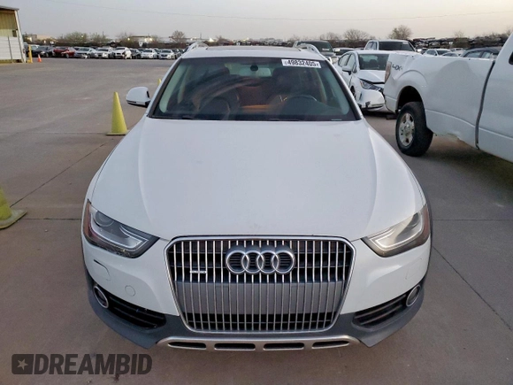 2014 Audi allroad A4 Premium Plus z VIN WA1UFAFL5EA073948, wystawiony jako Copart lot #49832405 z przebiegiem 90 437 mil mil oraz Czysty tytuł • Clean title. Historia ofert i sprzedaży dostępna na DreamBid. Obrazek 5.