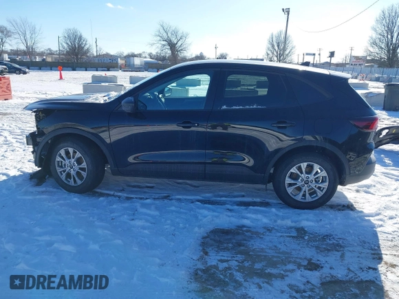 2025 Ford Escape Active with VIN 1FMCU0GN5SUA35224, listed as a IAAI auction lot 41320191 with 563 mi miles. Bid and sale history available at carsss.com. Image 15.
