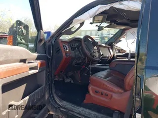 2013 Ford F-250 XL z VIN 1FT7W2BT6DEA30838, wystawiony jako IAAI lot #42035950 z przebiegiem 120 101 mil mil oraz . Historia ofert i sprzedaży dostępna na DreamBid. Obrazek 5.