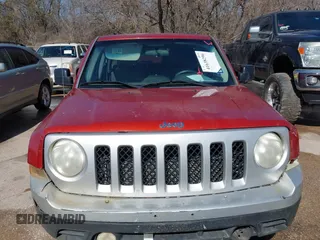 2010 Jeep Patriot Sport with VIN 1J4NT2GA3AD518535, listed as a IAAI auction lot 41638296 with 229,435 mi miles. Bid and sale history available at carsss.com. Image 6.