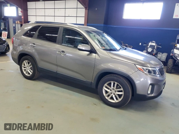 2014 Kia Sorento LX with VIN 5XYKT3A62EG488745, listed as a Copart auction lot 54471455 with 148,075 mi miles and Clean Title. Bid and sale history available at carsss.com. Image 4.