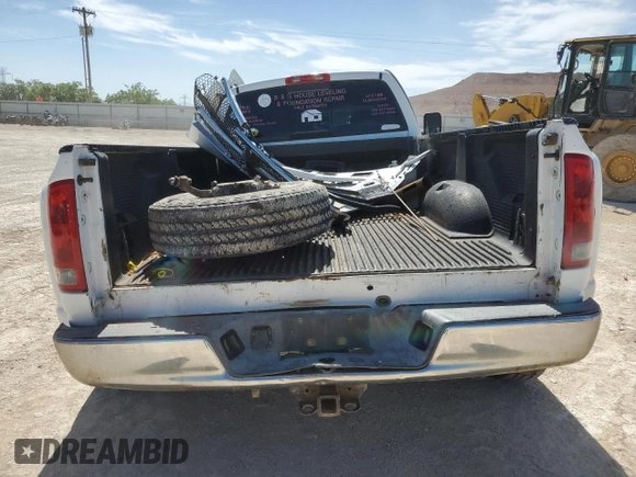 2005 Dodge 3500 SLT z VIN 3D7MR48C15G859605, wystawiony jako Copart lot #55133275 z przebiegiem Nie podano mil oraz Nie do naprawy • Non repairable. Historia ofert i sprzedaży dostępna na DreamBid. Obrazek 6.