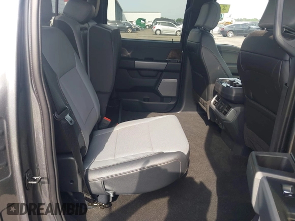 2023 Ford F-150 Lightning Pro с VIN 1FT6W1EVXPWG49668, выставлен на аукционе IAAI как лот 42269881 с пробегом 15 012 миль миль и . История ставок и продаж доступна на DreamBid. Изображение 8.