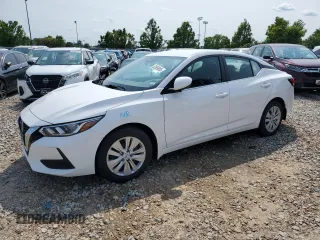 2022 Nissan Sentra S z VIN 3N1AB8BV6NY293375, wystawiony jako Copart lot #52699065 z przebiegiem 60 487 mil mil oraz Szkoda całkowita • Salvage title. Historia ofert i sprzedaży dostępna na DreamBid. Obrazek 1.