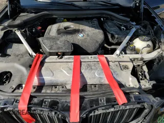 2019 BMW X4 xDrive30i with VIN 5UXUJ3C50KLG54412, listed as a Copart auction lot 43918025 with 83,106 mi miles and Salvage Title. Bid and sale history available at carsss.com. Image 12.