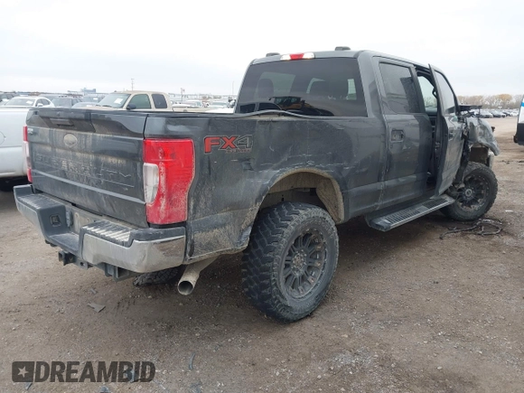 2020 Ford F-250 XL with VIN 1FT7W2BN3LEC87164, listed as a IAAI auction lot 41084562 with 61,351 mi miles and . Bid and sale history available at DreamBid. Image 4.