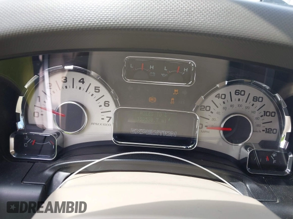 2014 Ford Expedition XLT with VIN 1FMJU1H56EEF41736, listed as a IAAI auction lot 42050840 with 150,538 mi miles and . Bid and sale history available at DreamBid. Image 7.