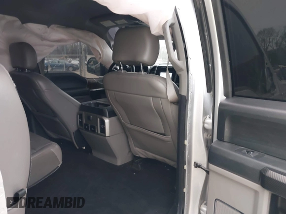2019 Ford F-150 XL with VIN 1FTEW1E59KFC48276, listed as a IAAI auction lot 41498967 with 162,638 mi miles. Bid and sale history available at carsss.com. Image 8.