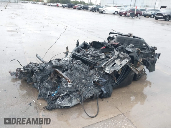 2015 Chevrolet Corvette 3LT with VIN 1G1YF2D70F5107896, listed as a IAAI auction lot 40644429 with 1 mi miles. Bid and sale history available at carsss.com. Image 2.