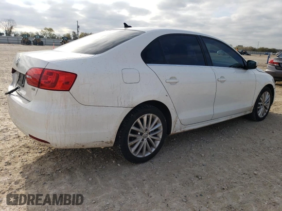 2013 Volkswagen Jetta TDI with VIN 3VWLL7AJ2DM238274, listed as a Copart auction lot 83704884 with 121,336 mi miles and Salvage title. Bid and sale history available at DreamBid. Image 3.