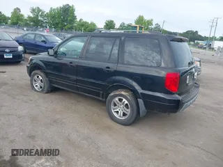 2004 Honda Pilot EX with VIN 5FNYF18574B008241, listed as a IAAI auction lot 42248581 with 267,334 mi miles and . Bid and sale history available at DreamBid. Image 3.
