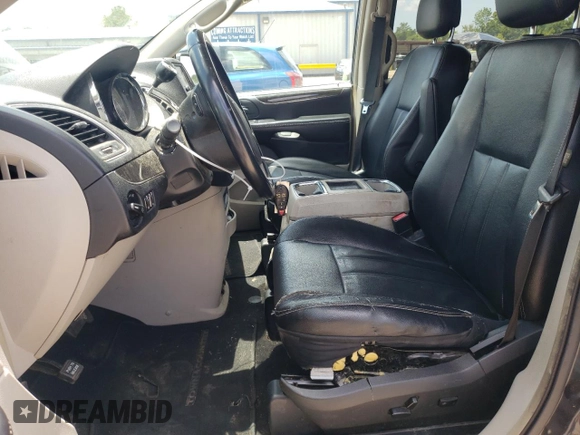 2014 Chrysler Town & Country Touring with VIN 2C4RC1BG8ER435294, listed as a Copart auction lot 63109614 with 176,590 mi miles and Salvage Title. Bid and sale history available at DreamBid. Image 7.