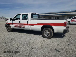 2005 Ford F-250 XL with VIN 1FTSW21535EC49075, listed as a Copart auction lot 49804265 with 31,506 mi miles and Salvage title. Bid and sale history available at DreamBid. Image 2.