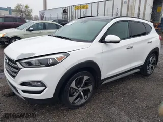 2018 Hyundai Tucson Value with VIN KM8J3CA2XJU646262, listed as a IAAI auction lot 41955929 with 1 mi miles. Bid and sale history available at carsss.com. Image 2.