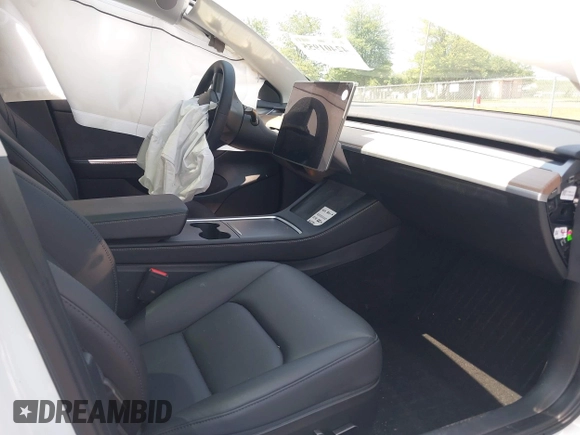2023 Tesla Model 3 с VIN 5YJ3E1EAXPF645384, выставлен на аукционе IAAI как лот 42401955 с пробегом 18 031 миль миль и . История ставок и продаж доступна на DreamBid. Изображение 5.