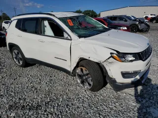 2020 Jeep Compass Limited with VIN 3C4NJCCB0LT154541, listed as a Copart auction lot 55399765 with 116,086 mi miles and Salvage title. Bid and sale history available at DreamBid. Image 4.