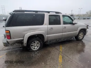 2004 Chevrolet Suburban Z71 z VIN 3GNFK16Z44G305168, wystawiony jako Copart lot #53900955 z przebiegiem 186 770 mil mil oraz Szkoda całkowita • Salvage title. Historia ofert i sprzedaży dostępna na DreamBid. Obrazek 3.
