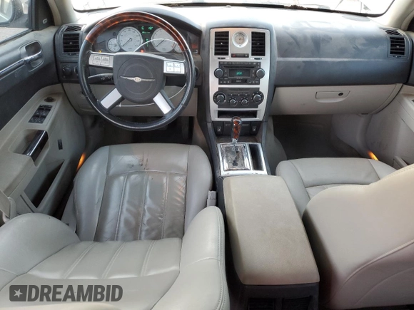 2006 Chrysler 300 C with VIN 2C3LK63H56H375581, listed as a Copart auction lot 81982794 with 104,915 mi miles and Clean Title. Bid and sale history available at carsss.com. Image 8.