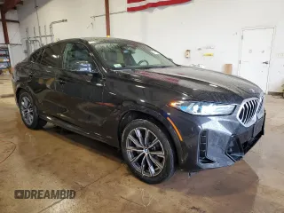 2025 BMW X6 xDrive40i with VIN 5UX33EX00S9W90983, listed as a Copart auction lot 46921935 with 25,566 mi miles and Clean Title. Bid and sale history available at carsss.com. Image 4.