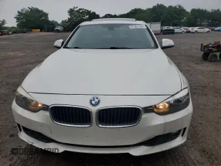 2015 BMW 3 Series 328i xDrive с VIN WBA3B5G57FNS14661, выставлен на аукционе Copart как лот 61301435 с пробегом 94 905 миль миль и Списание • Salvage title. История ставок и продаж доступна на DreamBid. Изображение 5.