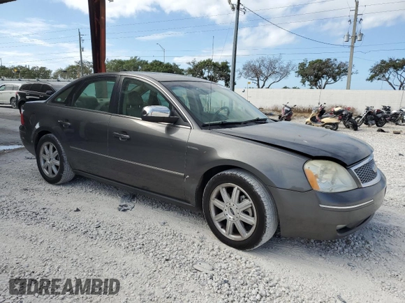 2005 Ford Five Hundred Limited with VIN 1FAFP25185G124816, listed as a Copart auction lot 84528924 with 271,914 mi miles and Salvage Title. Bid and sale history available at carsss.com. Image 4.
