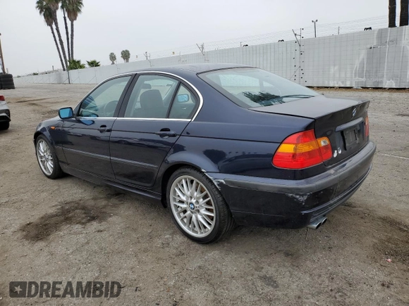 2003 BMW 3 Series 330i with VIN WBAEV53413KM30841, listed as a Copart auction lot 76407924 with 121,102 mi miles and Salvage Title. Bid and sale history available at carsss.com. Image 2.