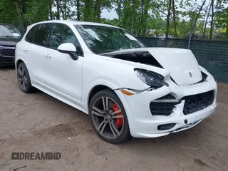 2013 Porsche Cayenne GTS с VIN WP1AD2A29DLA74766, выставлен на аукционе IAAI как лот 42246367 с пробегом 76 046 миль миль и . История ставок и продаж доступна на DreamBid. Изображение 1.