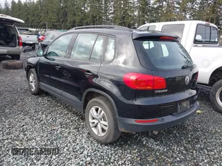 2016 Volkswagen Tiguan SE with VIN WVGBV7AX5GW511804, listed as a IAAI auction lot 41817295 with 75,831 mi miles and . Bid and sale history available at DreamBid. Image 3.