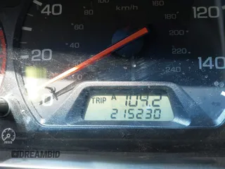 1998 Honda Accord EX z VIN 1HGCG3257WA012427, wystawiony jako IAAI lot #42230192 z przebiegiem 215 230 mil mil oraz . Historia ofert i sprzedaży dostępna na DreamBid. Obrazek 15.