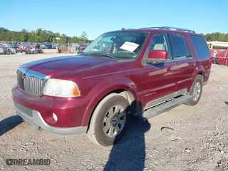 2004 Lincoln Navigator Luxury with VIN 5LMFU27R64LJ13317, listed as a IAAI auction lot 40598909 with 240,131 mi miles. Bid and sale history available at carsss.com. Image 2.