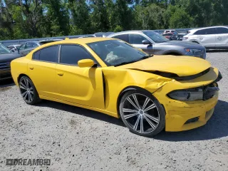 2017 Dodge Charger SXT with VIN 2C3CDXHG0HH572113, listed as a Copart auction lot 53451995 with 0 mi miles and Salvage Title. Bid and sale history available at carsss.com. Image 4.