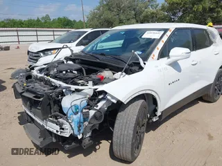 2021 Chevrolet Blazer LT z VIN 3GNKBCRS6MS526776, wystawiony jako IAAI lot #42070442 z przebiegiem 23 187 mil mil oraz . Historia ofert i sprzedaży dostępna na DreamBid. Obrazek 6.