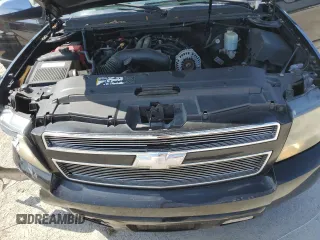 2007 Chevrolet Suburban LTZ z VIN 3GNFC16047G245511, wystawiony jako Copart lot #55288075 z przebiegiem 277 516 mil mil oraz Szkoda całkowita • Salvage title. Historia ofert i sprzedaży dostępna na DreamBid. Obrazek 12.