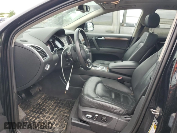 2014 Audi Q7 Premium Plus with VIN WA1LMAFE8ED020520, listed as a Copart auction lot 58448755 with 139,135 mi miles and Clean title. Bid and sale history available at DreamBid. Image 7.