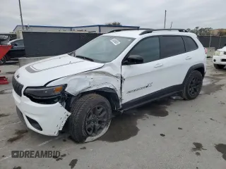 2022 Jeep Cherokee X with VIN 1C4PJMCX8ND522502, listed as a Copart auction lot 88458605 with 16,671 mi miles and Salvage Title. Bid and sale history available at carsss.com. Image 1.